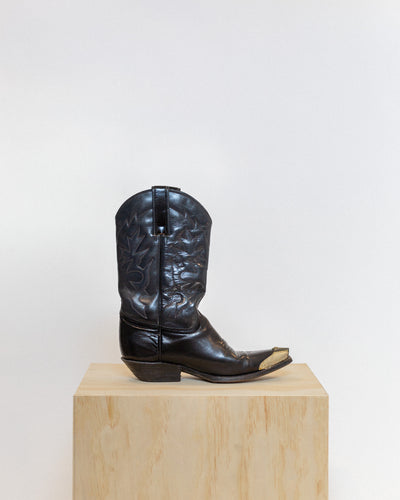 Vintage black & grey leather cowboy boots with silver toe tips. Women's size 5.5.